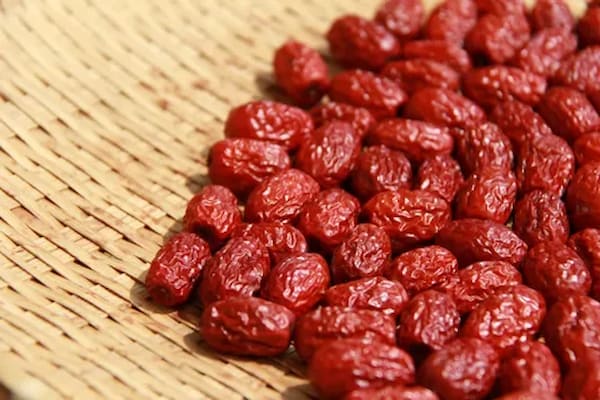 تصویر 3 از قیمت خرید آلو خورشتی تیزابی + فروش ویژه